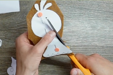 turkey felt mug rug-hand sewing pin template to felt for mug rug pieces